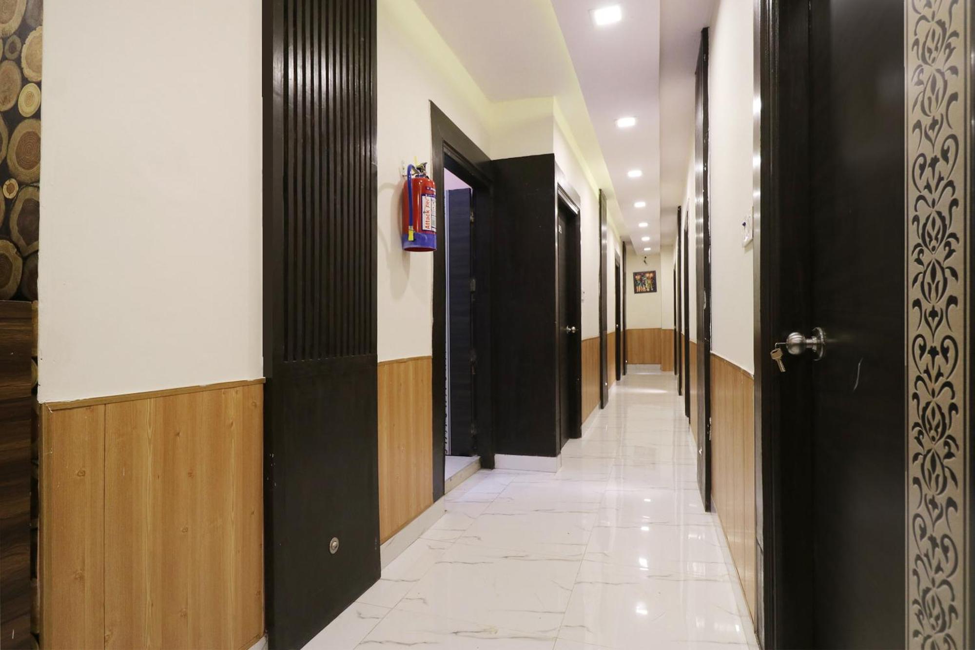 Hotel O Sangeet ฟารีดาบัด ภายนอก รูปภาพ
